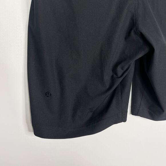 Lululemon Mens Size 34 Black Commission Shorts Zip Back Pocket Flat Front Chino - Picture 4 of 6